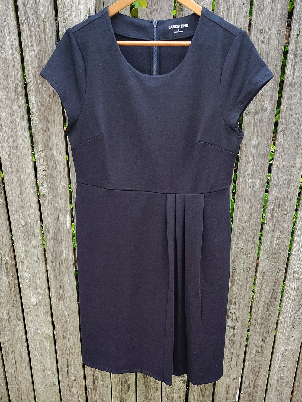 Lands' End Women's Black Cap-Sleeve Sheath Dress W Pockets